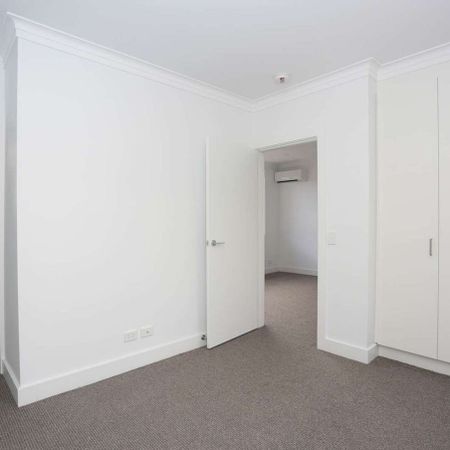 2/8 Davis Street RICHMOND - Photo 3