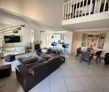Location Maison 5 pièces 131m² LA TURBIE 06320 - Photo 1