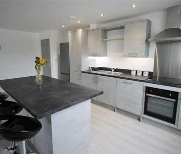 Walmsley Court, Wellington Road, Eccles, M30 - Photo 6