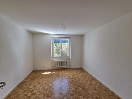 Joli appartement de 3 pièces entièrement renové avec grand balcon - Photo 3