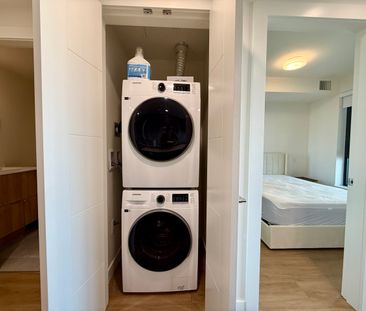 Furnished 1 Bdrm at Aqua - Photo 3