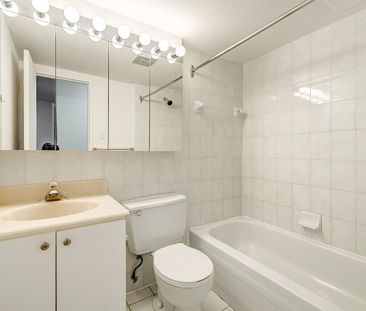 3355 chemin Queen Mary, Montréal, QC - Photo 2