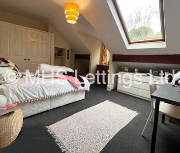 6 Bedroom Mid Terraced House for rent in Regent Park Terrace - Photo 4