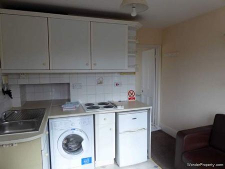 1 bedroom property to rent in Reading - Photo 5