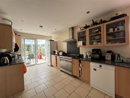 1 bedroom property to rent - Photo 3