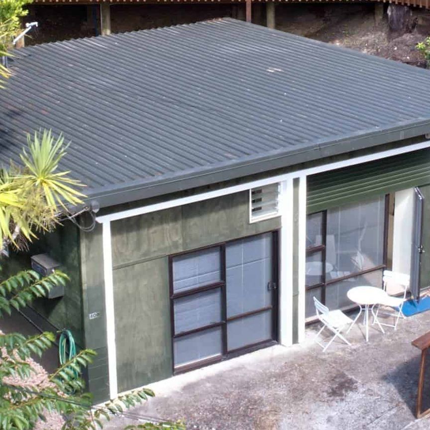 CREATIVE SPACE BY THE BEACH (water included) - Photo 1