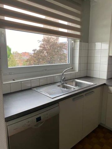 Te Huur – Goedgelegen 2-slaapkamerappartement met terras en garagebox - Photo 4