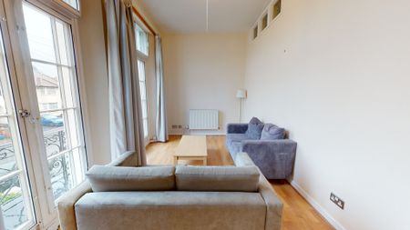 2 Bed Student Accommodation - Photo 2