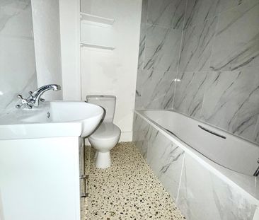 1 Bed Flat, Streathbourne Road, SW17 - Photo 4