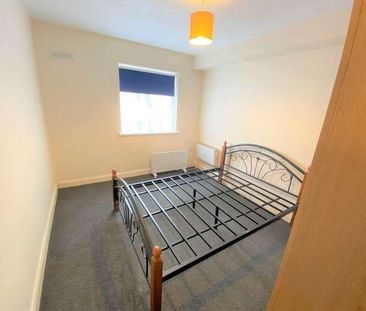 Harper Road, Beckton, E6 - Photo 2