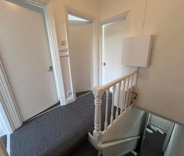 3 bedroom flat to rent - Photo 5