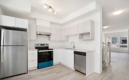 For Lease - 3079 Cherry Blossom Cmn N/A, Burlington, Ontario - Photo 2