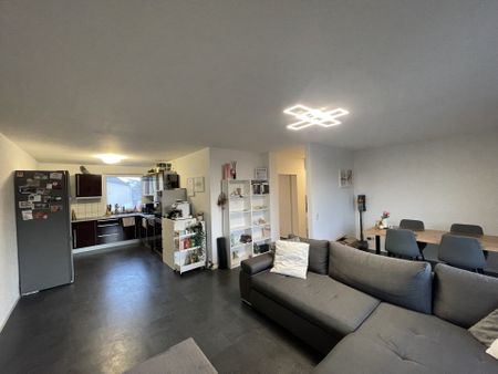 Zentrale 3-Zimmer-Wohnung mit Balkon und Stellplatz - Photo 4