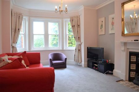 3 bedroom apartment to rent - Photo 2
