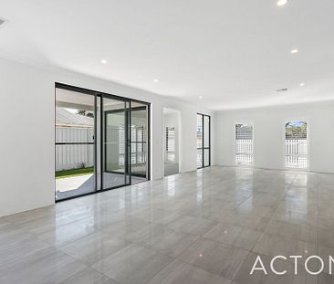 35 Olearia Lane, Mount Claremont. - Photo 3