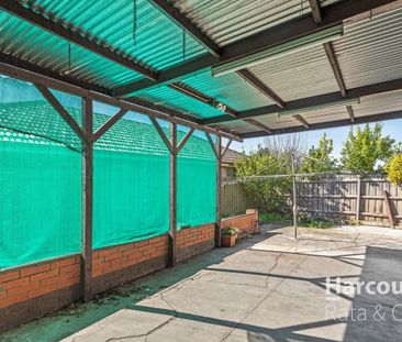 Lovely Lalor Living in Prime Location! - Photo 4