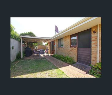 Charming 3 Bedroom Duplex in Stirling - Photo 3