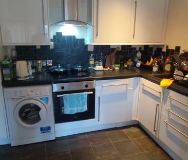 2 bedroom flat to rent - Photo 6