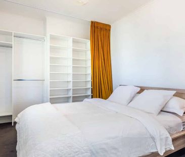 Fully Renovated - As Seen in House & Garden - Photo 3