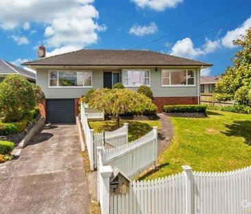 Perfect 3 Bedroom Family Home - Photo 6