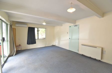 Rooms Available now and 2025 - Photo 3