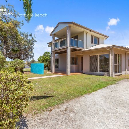 Spacious 3 Bedroom Townhouse - Photo 4