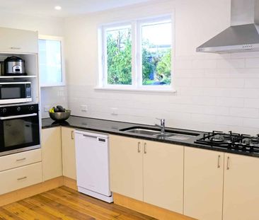 Family home in Glen Innes - Photo 3