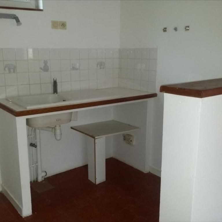 ORBEC CENTRE VILLE T2 PLAIN-PIED 34 m² - Photo 1