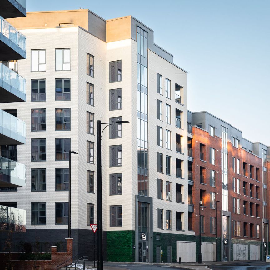 1 bedroom flat to rent - Photo 1