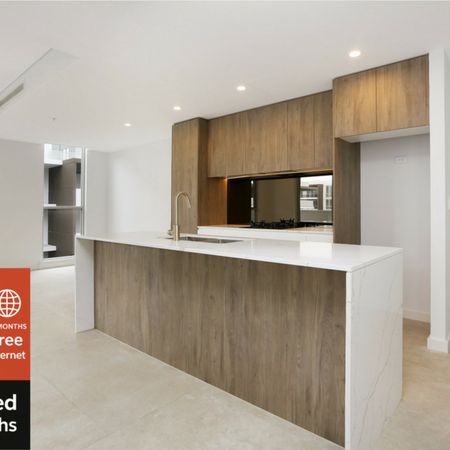 BRAND NEW APARTMENT - FREE ELECTRICITY, GAS AND INTERNET FOR 12 MONTHS! - Photo 3