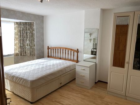 Room in a Shared House, Pound Drive, BS16 - Photo 3