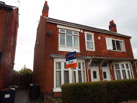 4 bedroom semi-detached house to rent - Photo 5