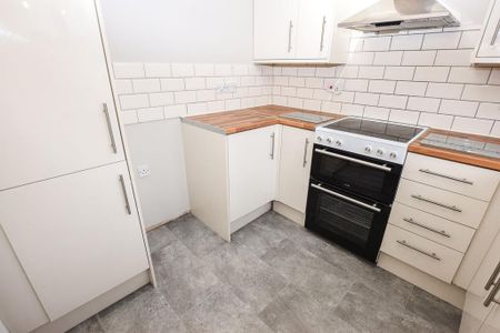 2 bedroom house to rent - Photo 3