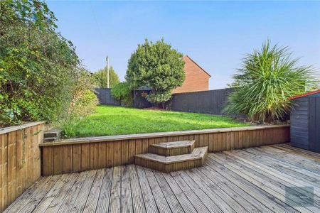 3 bedroom terraced house to rent - Photo 2