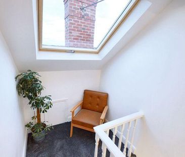 3 bedroom terraced house to rent - Photo 6