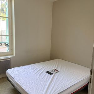 T2 PROCHE DU CENTRE-VILLE DE TROYES - Photo 2