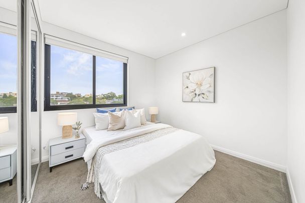 Luxury Living in Homebush's Prestigious 'Vogue' Complex - Photo 1