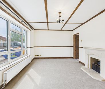3 bedroom end of terrace house to rent - Photo 3