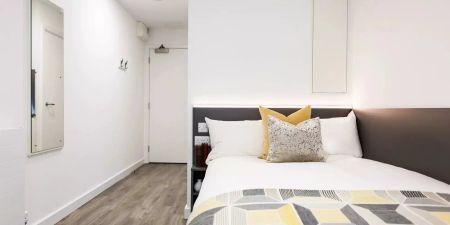 Bronze Studio - Photo 5