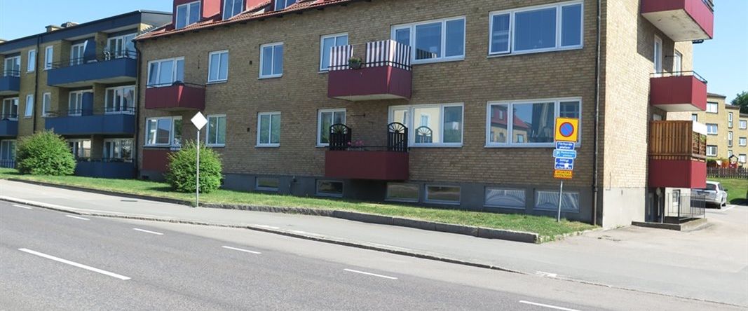 Hudiksvallsvägen 1 B - Foto 1