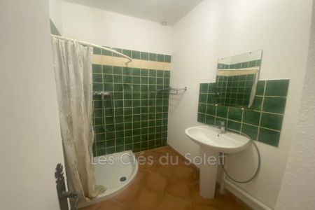 Location appartement 4 pièces 73 m² Brignoles - Photo 3