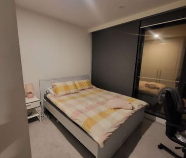 St Kilda Road - Photo 4