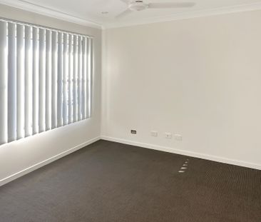 6 Lawson Road, - Photo 3