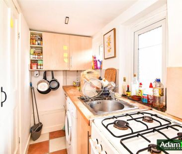 Studio to rent - Photo 6