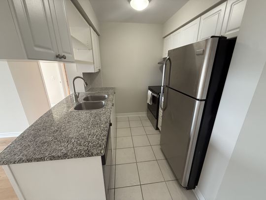 For Lease - 2365 Central Park Drive Unit# 409, Oakville, Ontario - Photo 1