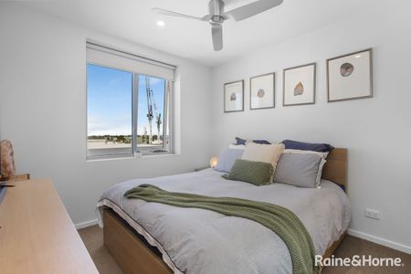 Brilliant Two Bedroom Apartment! - Photo 3