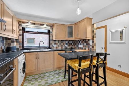 4 Bawnmore Court, Belfast, BT9 6LS - Photo 5