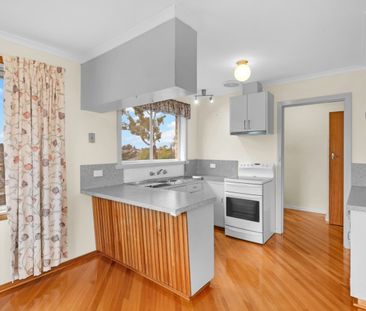 Charming Family Home - Photo 5