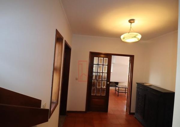 Moradia T4