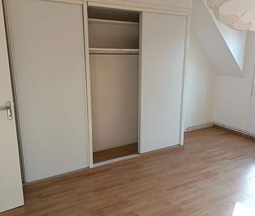 Location Maison 5 pièces 136m² EU 76260 - Photo 2